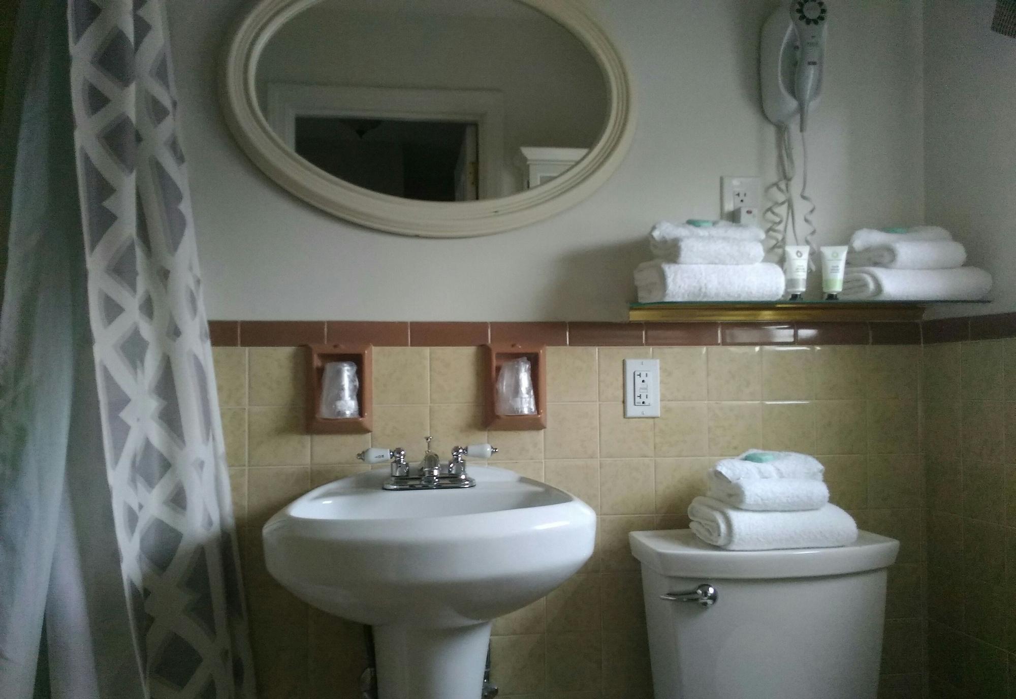 Hotel Colonial Seekonk